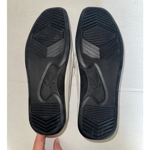 VLADO FOOTWEAR ELITE Men's Size-9 IG-1050-1; White - Picture 4 of 5